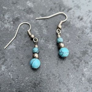 Silver turquoise drop earrings